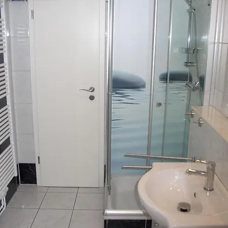 Luna Apartman *